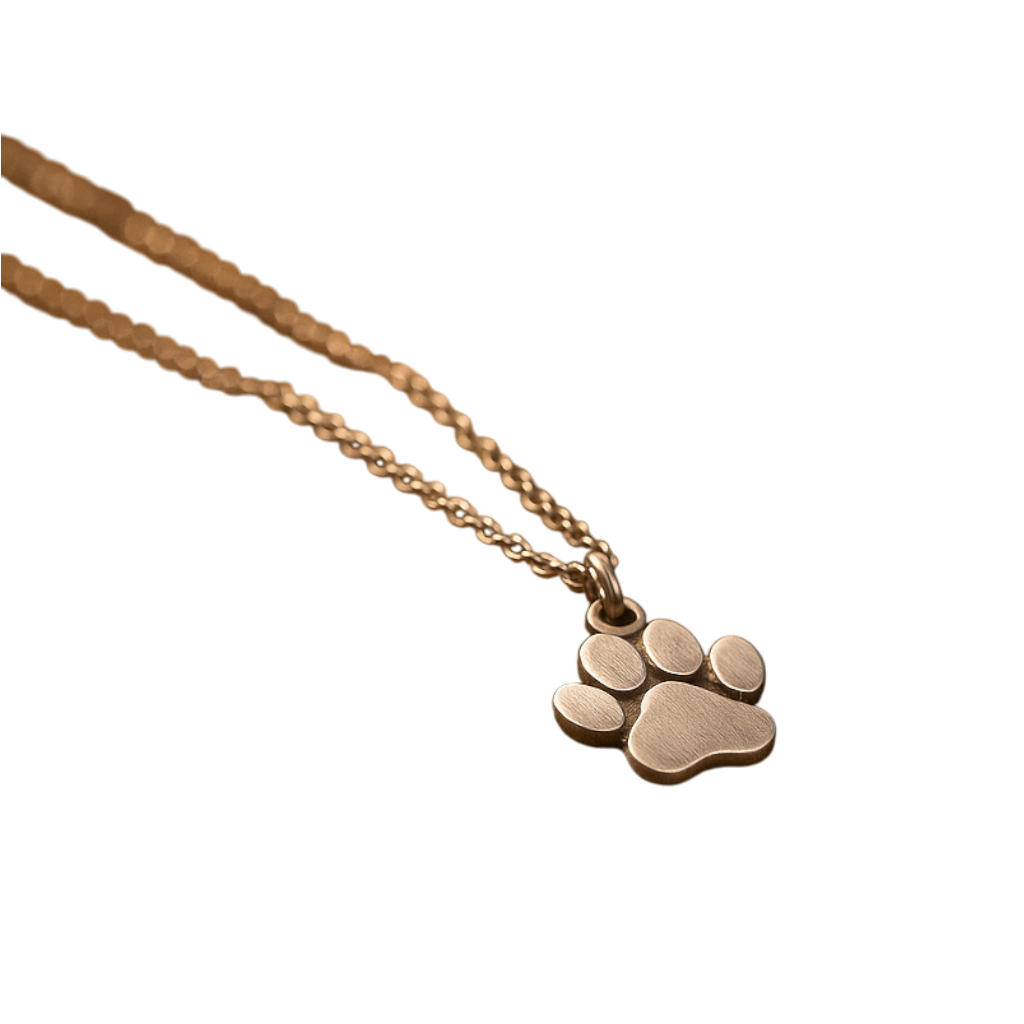 Minimalistický náhrdelník s tlapkou